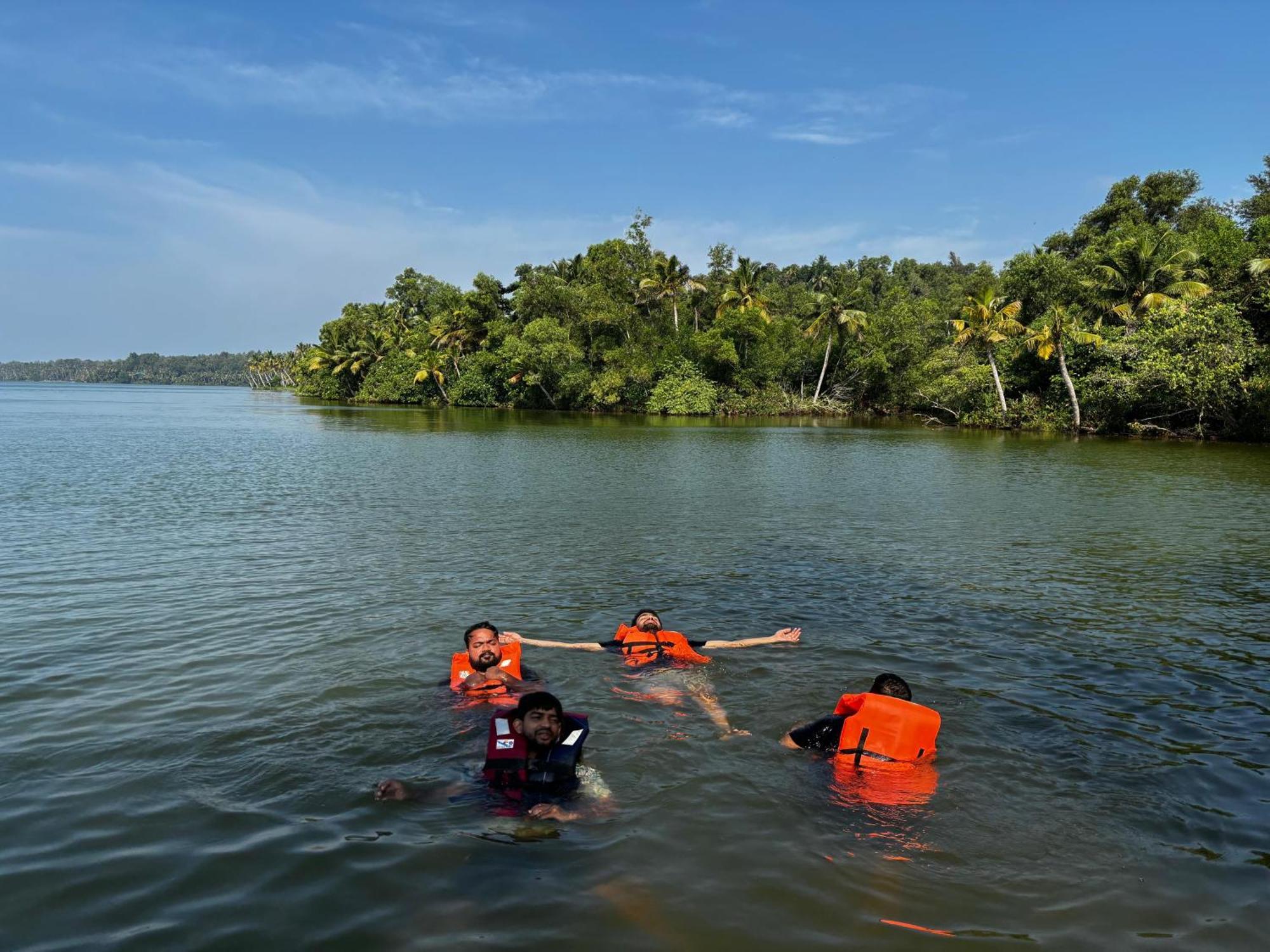 Lake Homes Varkala Exteriér fotografie